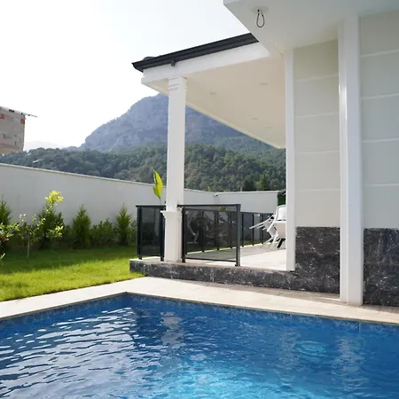 Zengin Kemer